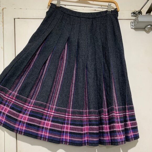 VINTAGE PENDLETON PETITE WOOL PLEATED SKIRTS SIZE 12/12P - Picture 3 of 7